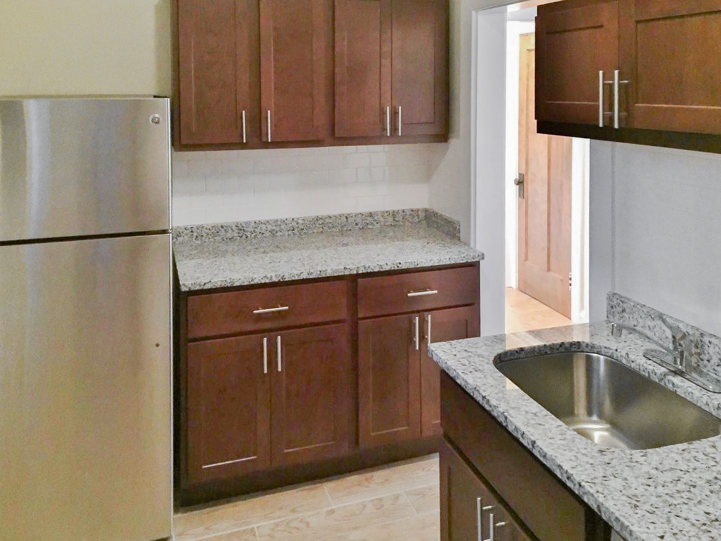 Chicago Apartment: 4547 N. Leavitt St.