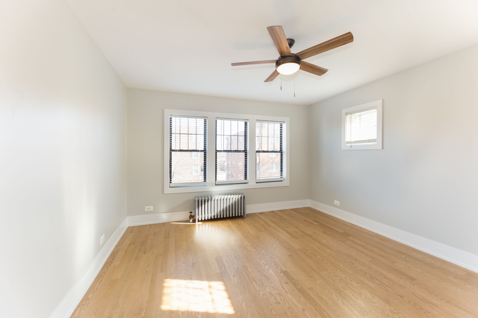 Chicago Apartment: 2613 W. Berwyn Ave.