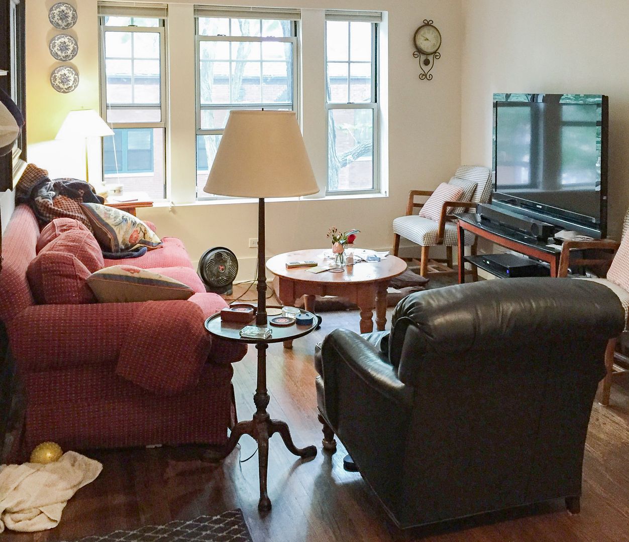 Chicago Apartment: 1849 W. Cornelia Ave.