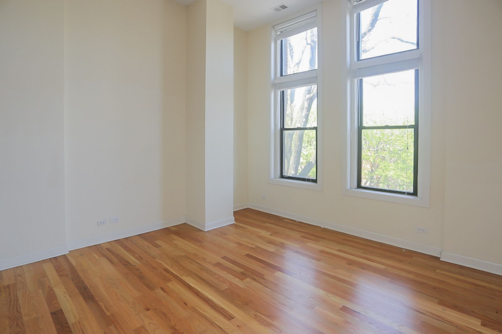 Chicago Apartment: 2954 N. Racine Ave.