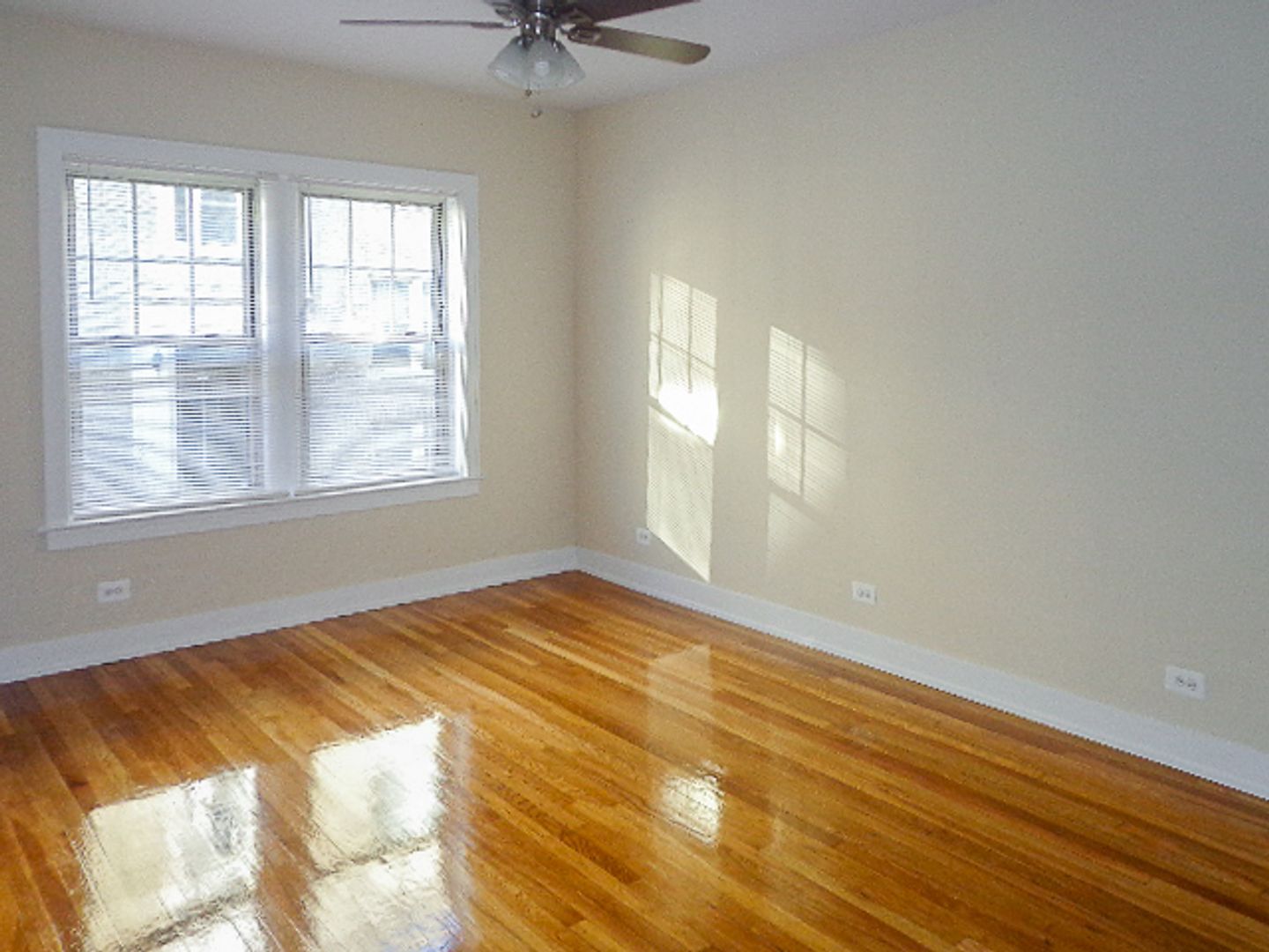 Chicago Apartment: 1916 W. Winona St.