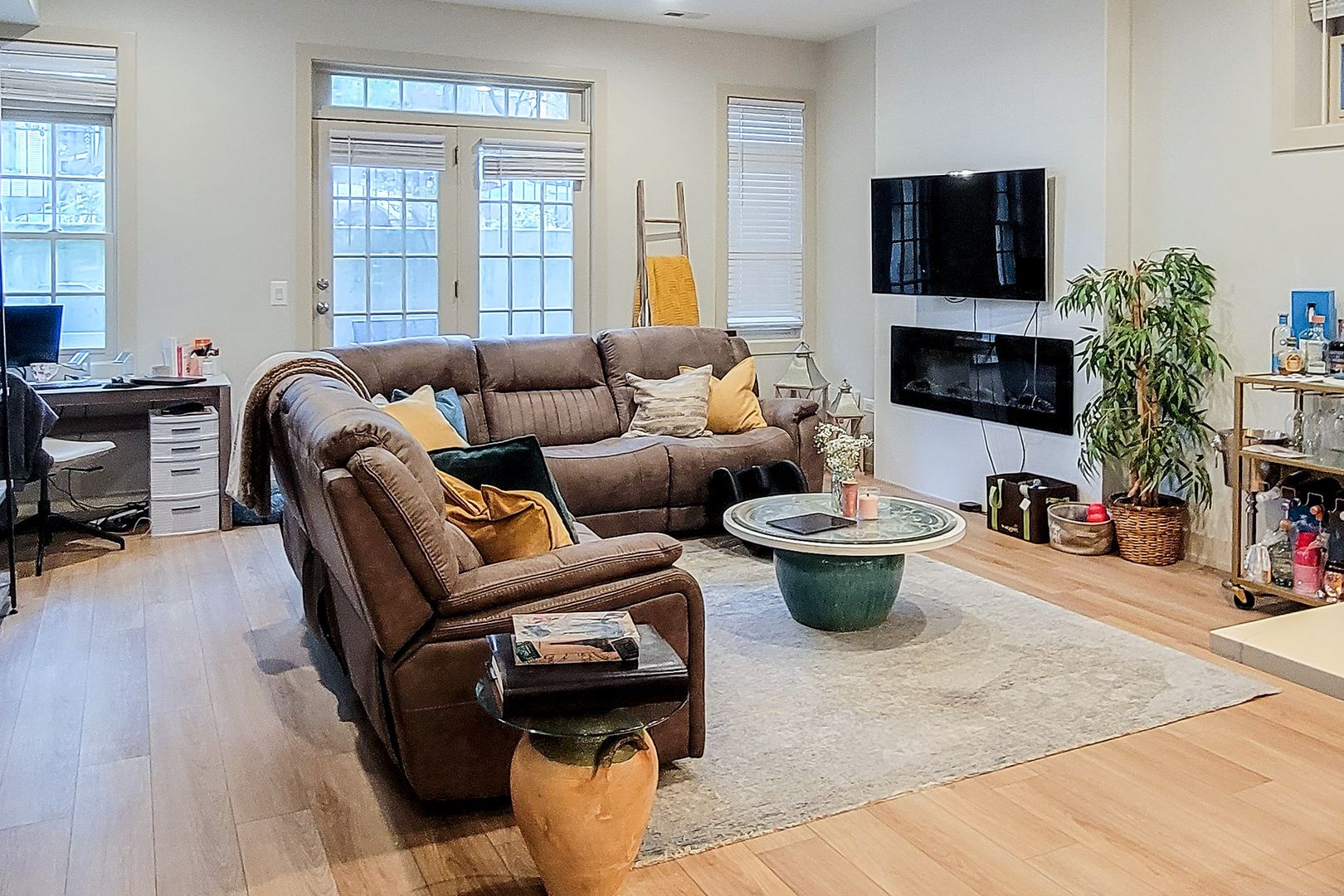 Chicago Apartment: 3112 N. Racine Ave.