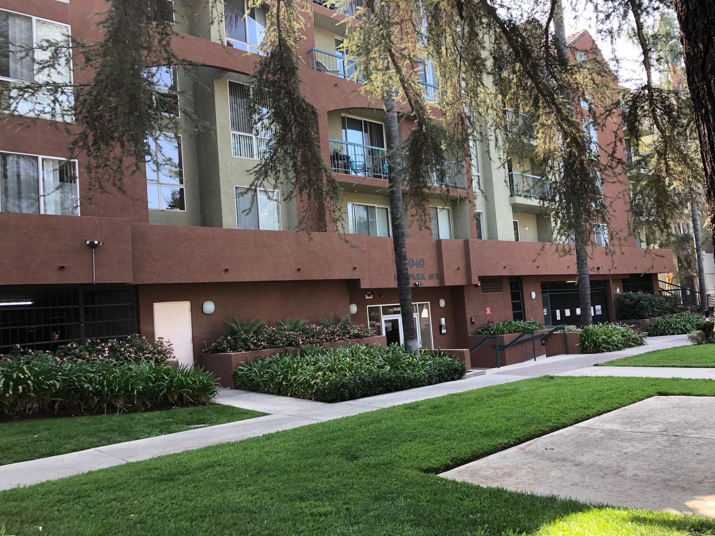 Eagle Rock Apartment: 2040 Fair Park  Avenue