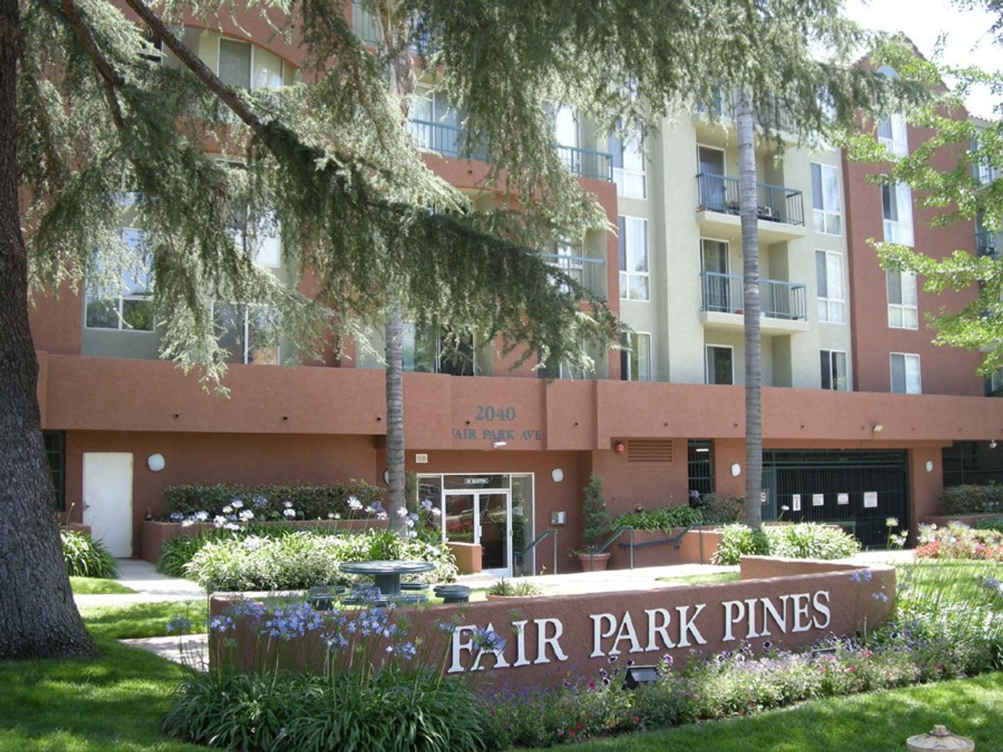Eagle Rock Apartment: 2040 Fair Park  Avenue