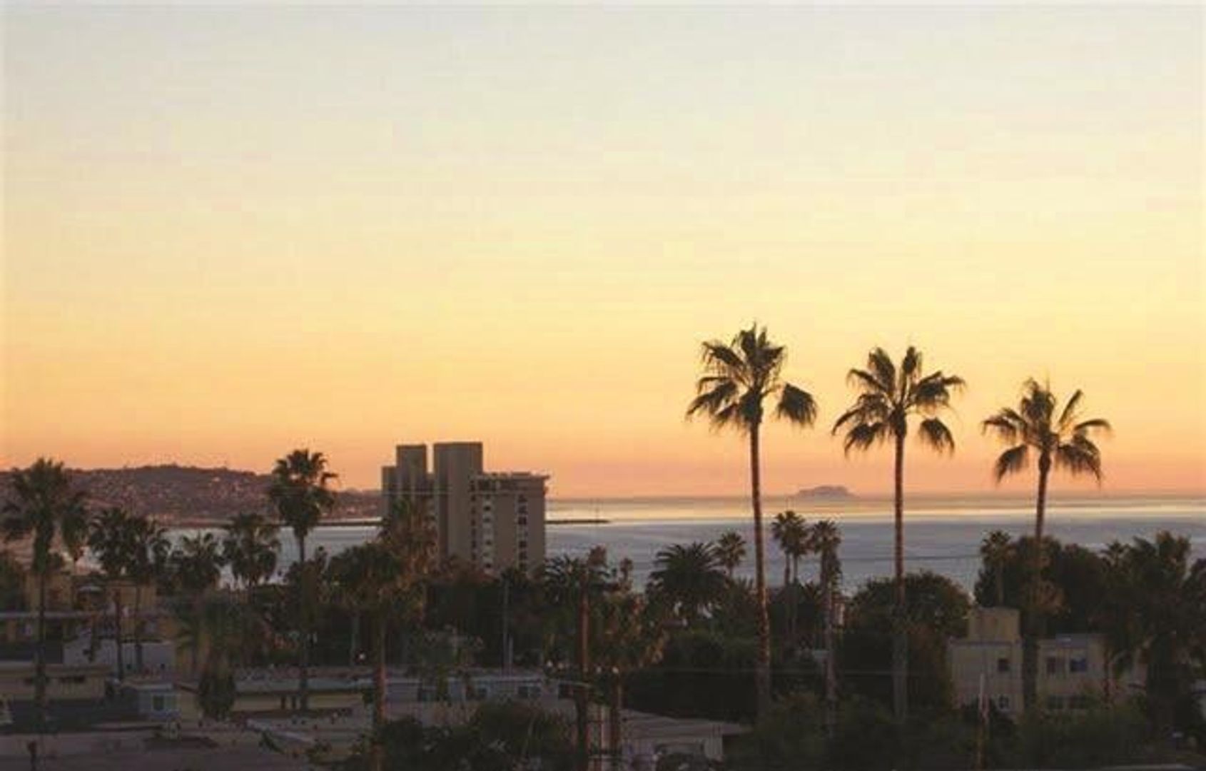 San Diego Condo: 840 Turquoise Street