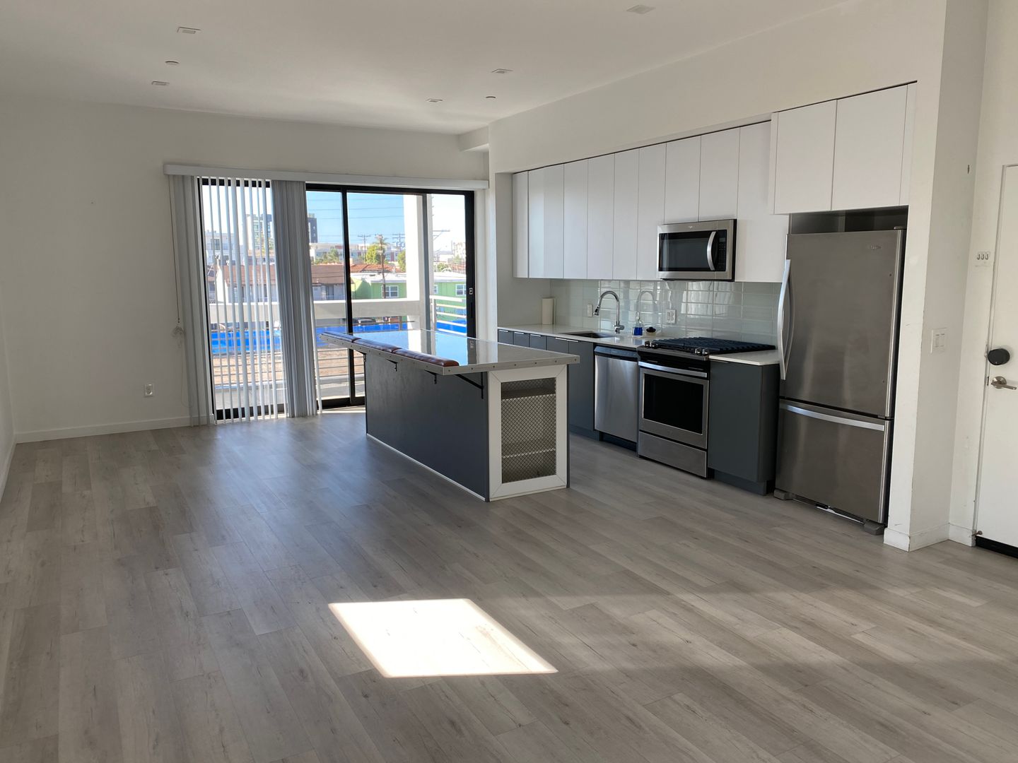San Diego Apartment: 3767 Bancroft St