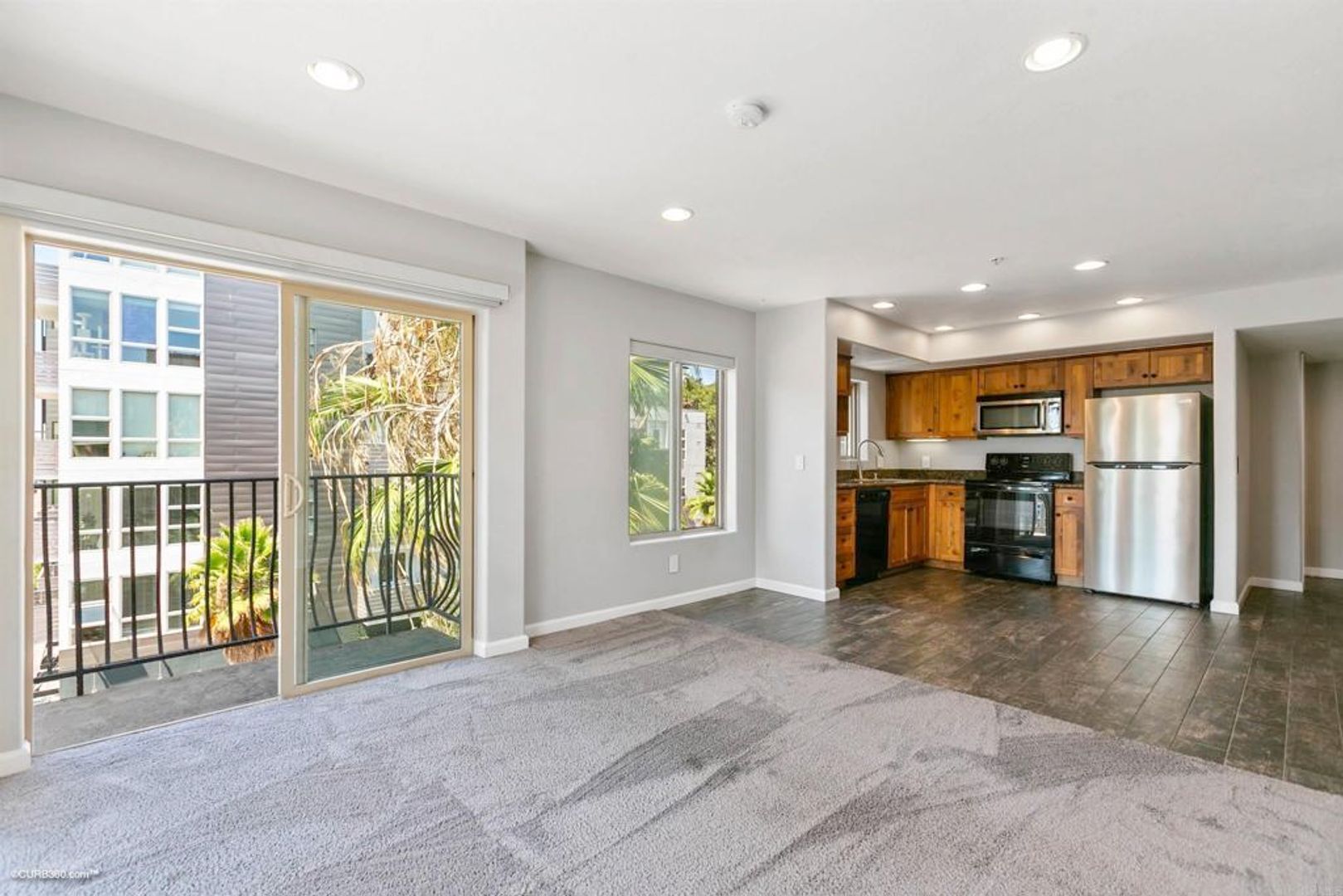 San Diego Condo: 801 Hawthorn Street