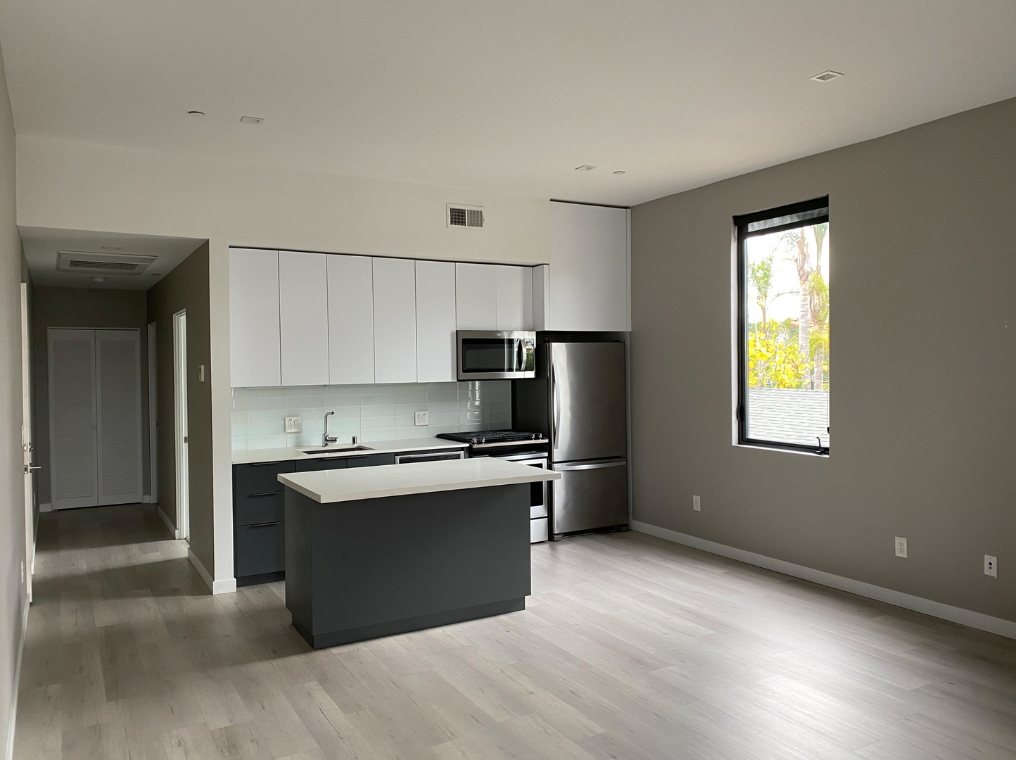 San Diego Apartment: 3767 Bancroft St