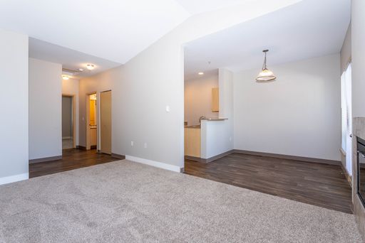 Convenient No-Stair 1 Bedroom – photo 1