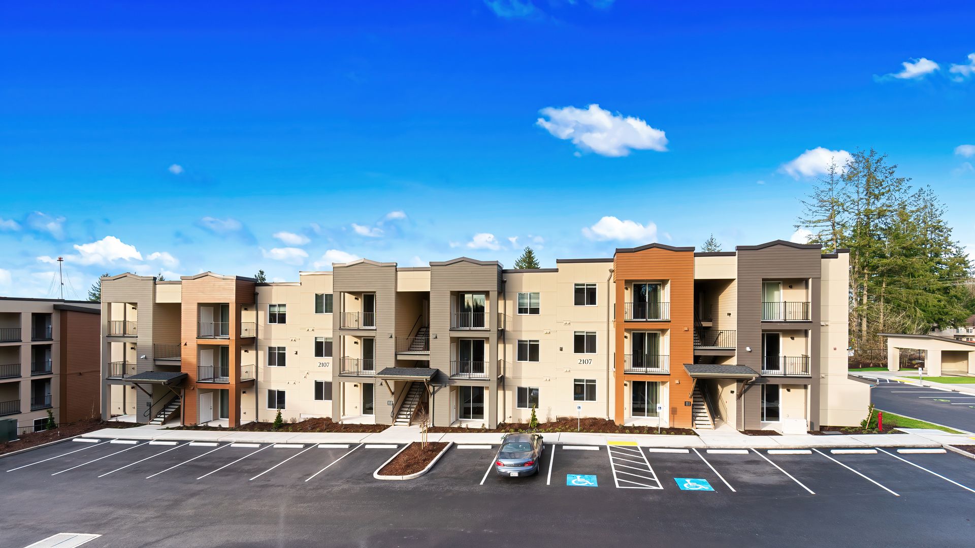 Tumwater Apartment: 2121 Barnes Ct SW