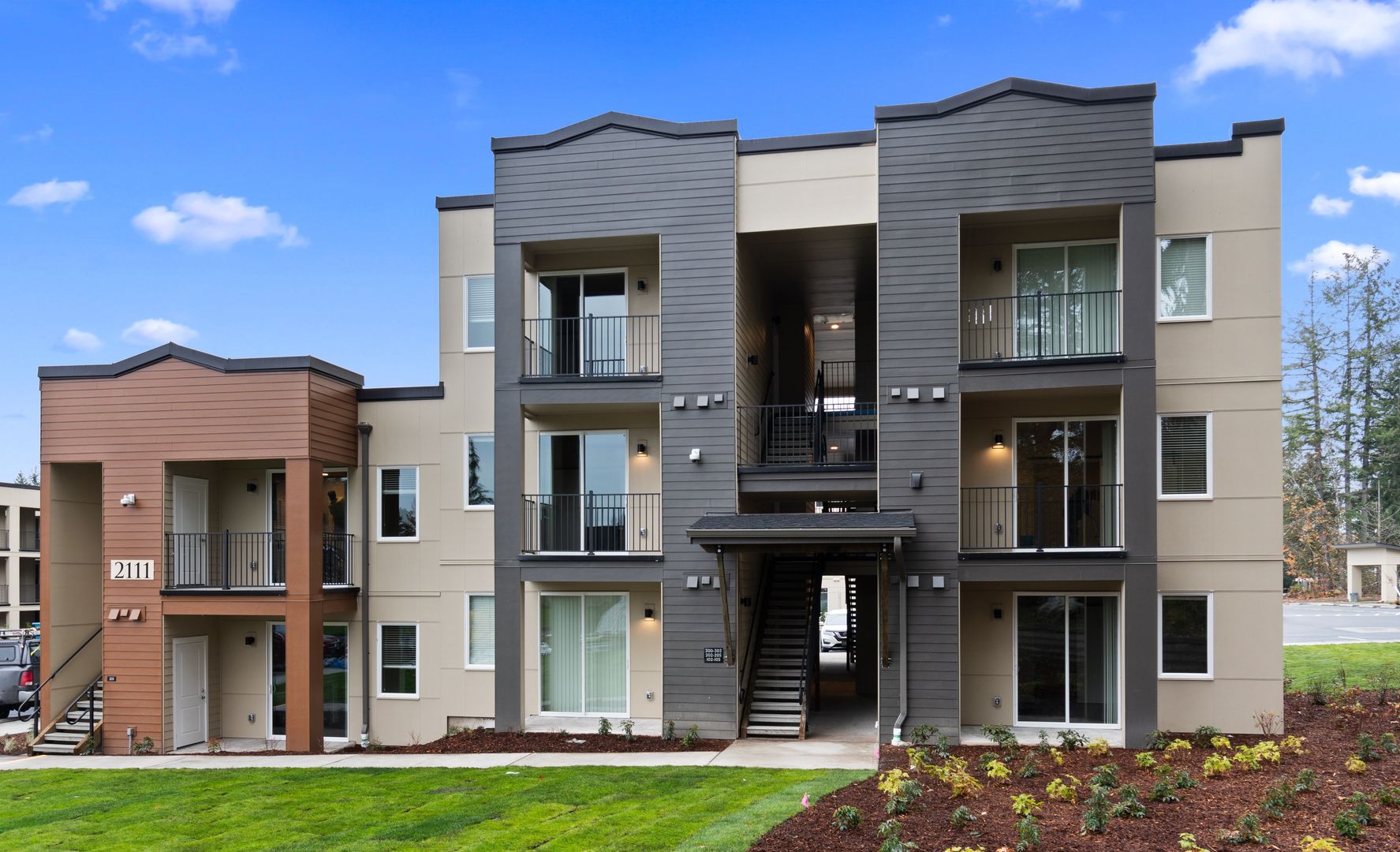 Tumwater Apartment: 2121 Barnes Ct SW