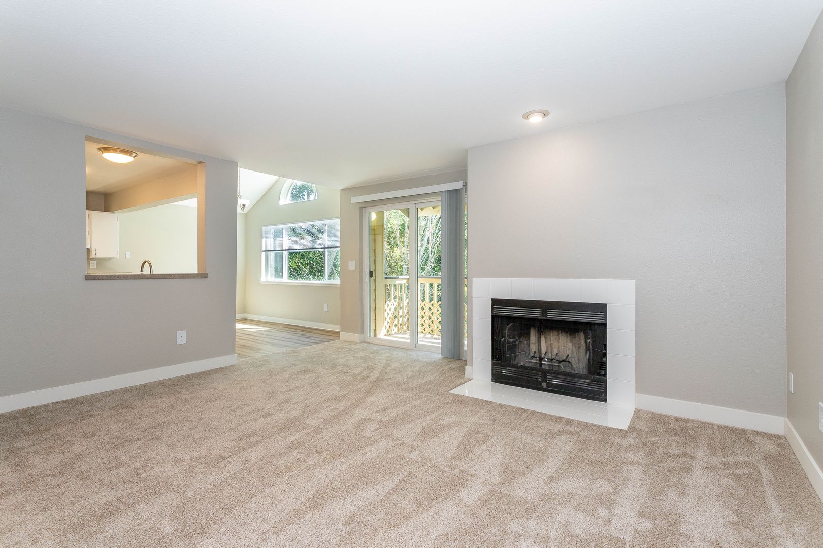 Tacoma Apartment: 2802 North Narrows Drive