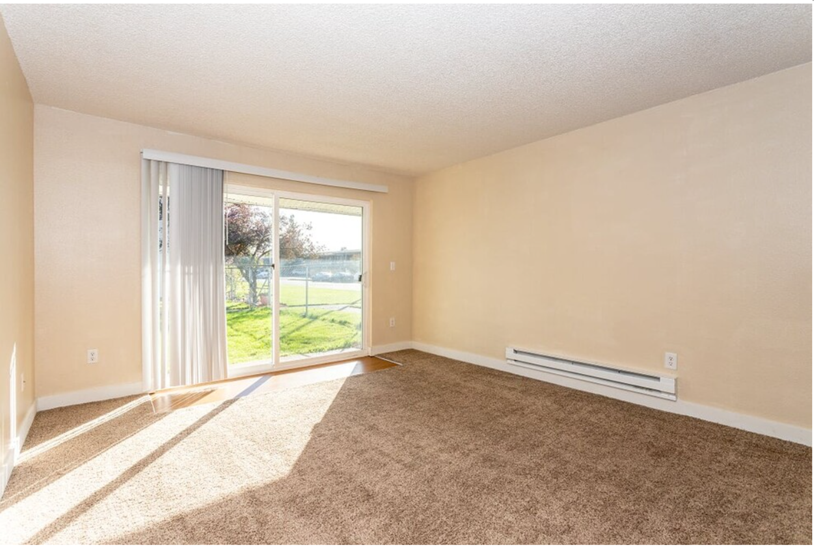 Auburn Apartment: 1936 F Street SE