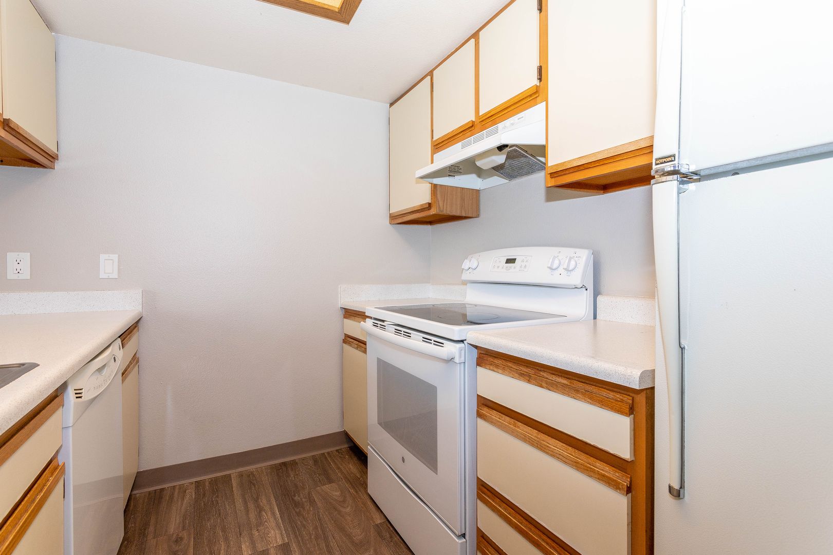 Auburn Apartment: 1420 17th Street SE