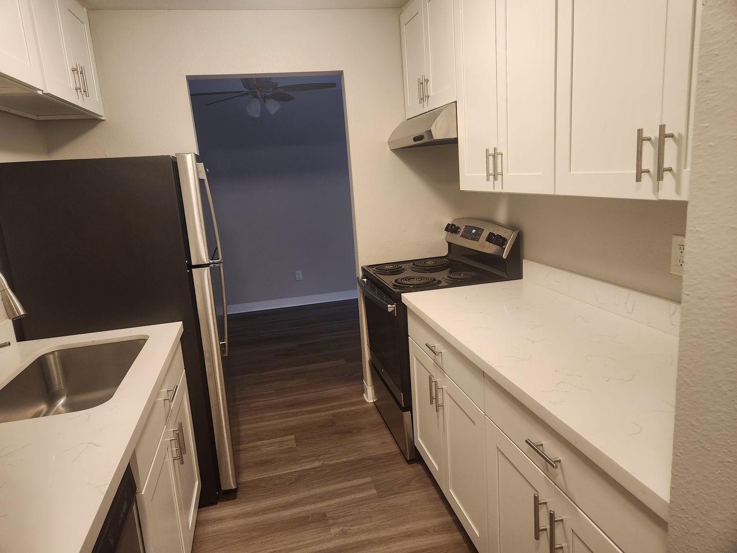 Federal Way Apartment: 1800 S 330th Street