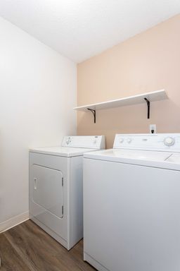 Two Bedroom Top Floor! – photo 1
