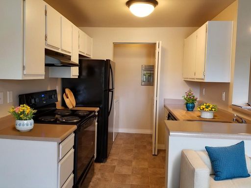 1 Full Month Free Rent on Us! Apply Same Day! – photo 1
