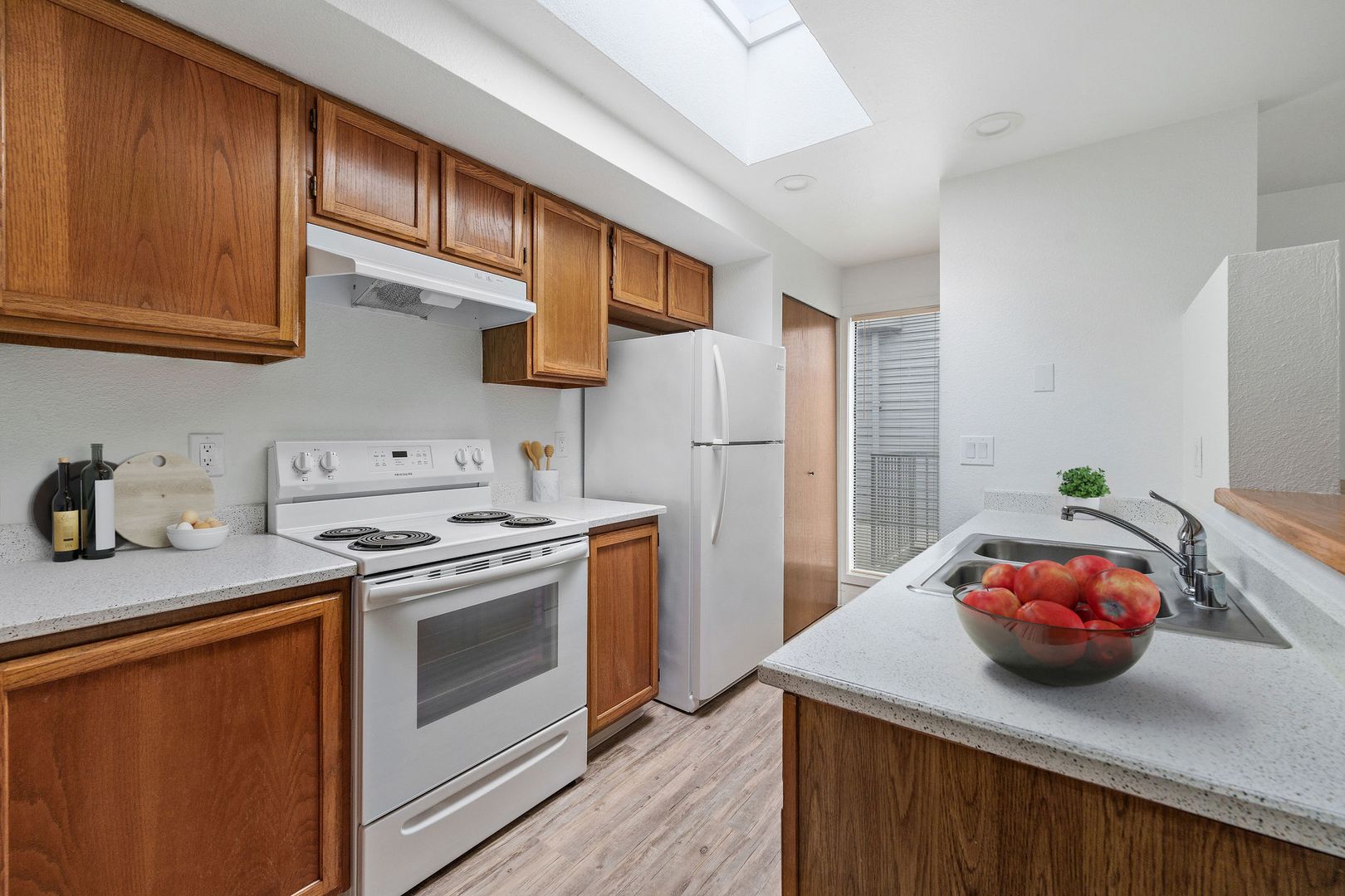 Bellevue Apartment: 11249 Northeast 36th Pl