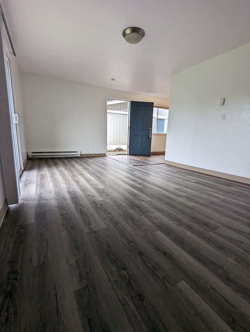 Lacey Apartment: 1410 Alanna Dr