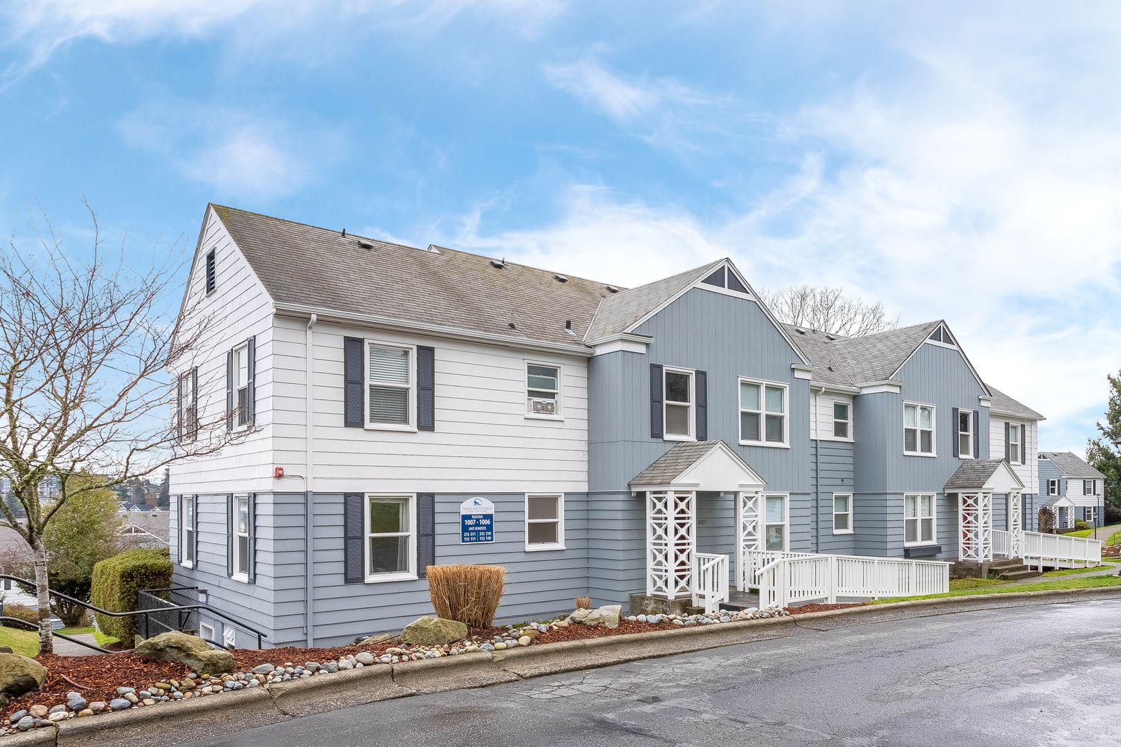 Bremerton Apartment: 1619 Wheaton Way