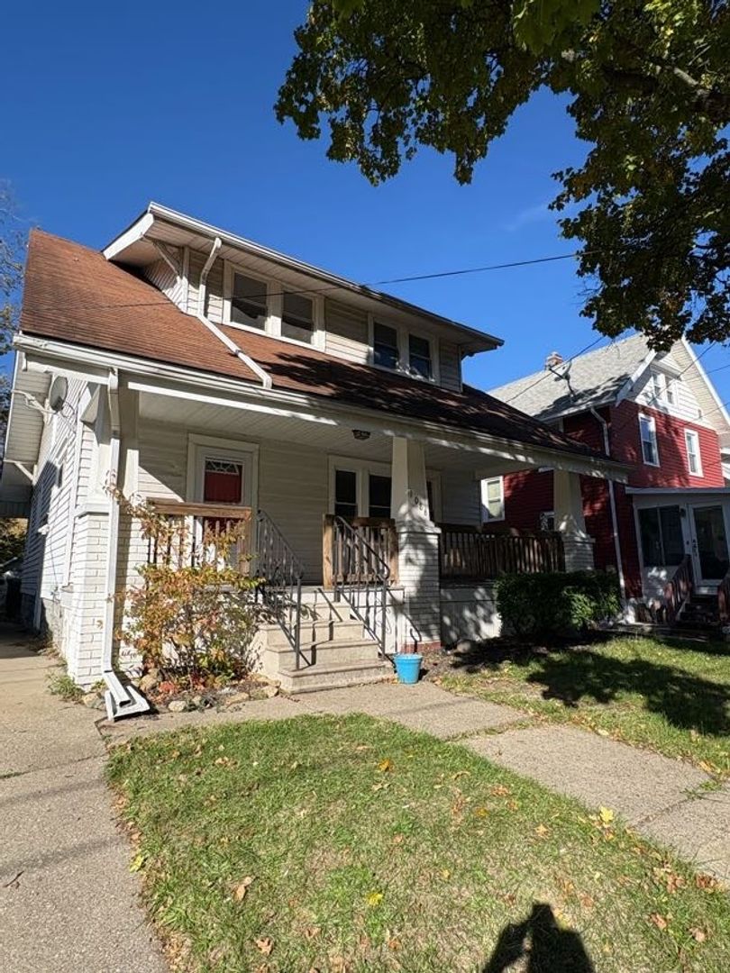 Akron OH House: 1086 Herberich Ave