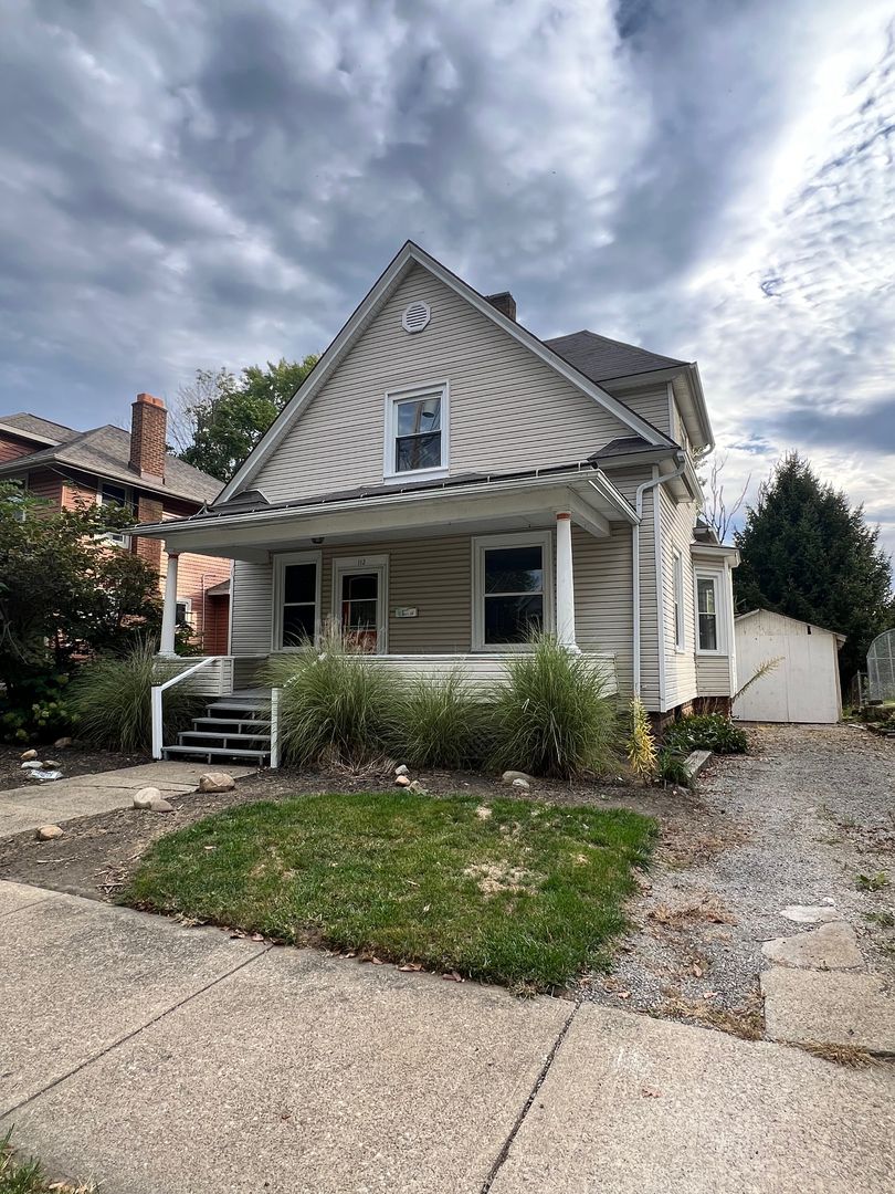 Massillon House: 112 11th St SW