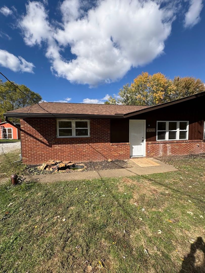 8523-8525 Manchester Ave. Duplex