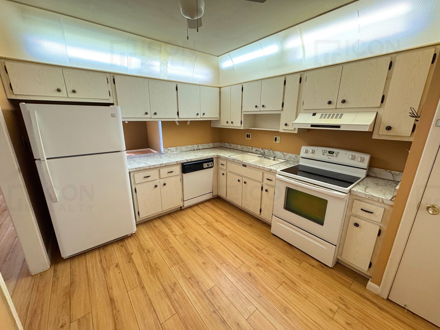 Lauderhill Condo: 2060 NW 48th Terrace #308