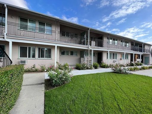 This is a brand new corner downstairs unit centrally located in the heart of Monterey Park.