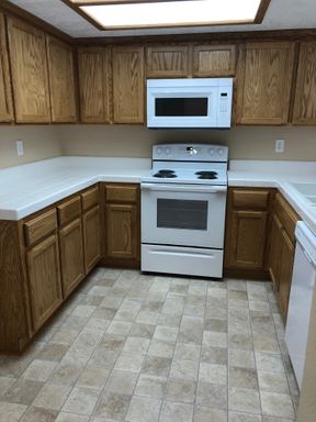 2600 CHANDLER COURT #37 – photo 1