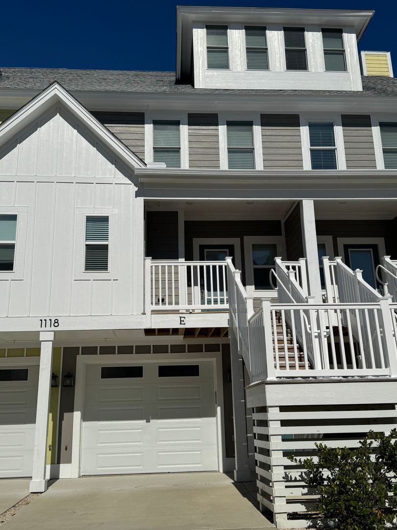 Kill Devil Hills Townhome: 1118 Cambridge Road