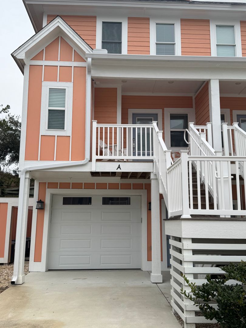 Kill Devil Hills NC Townhome: 1118 Cambridge Road Unit A