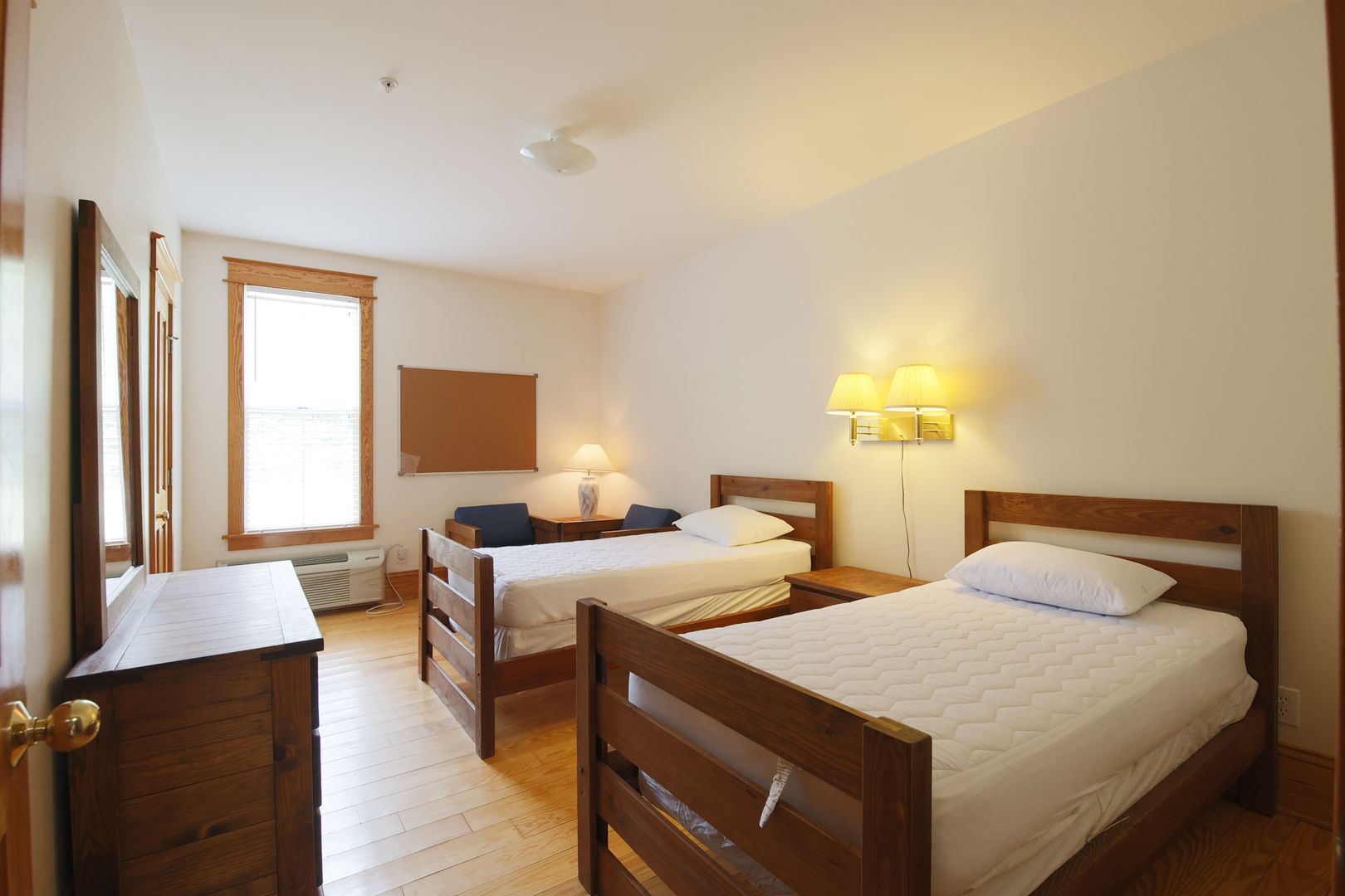 Manteo Apartment: 603 Harriot Street