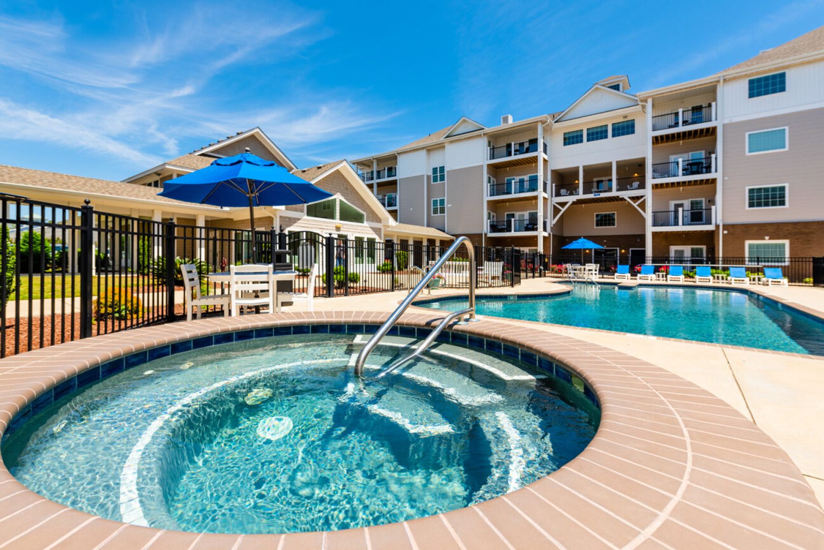 Kill Devil Hills Apartment: 1002 Run Hill Court Unit 115