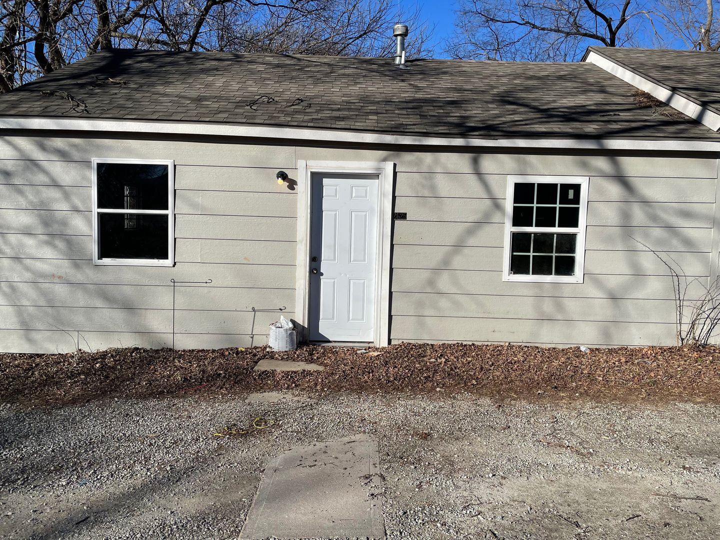 Wichita Apartment: 2625 S Fees St