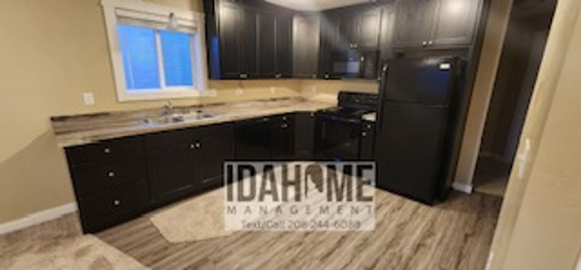 Chubbuck Apartment: 211 W Siphon Rd