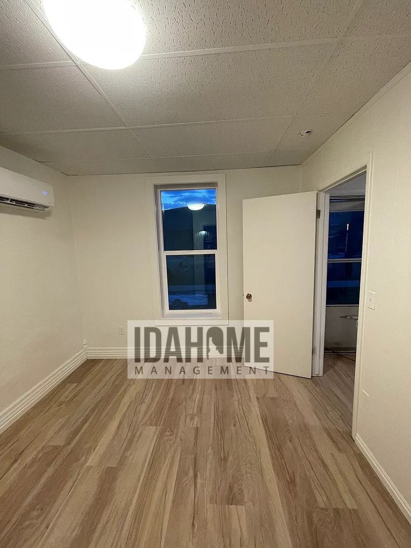 Pocatello Apartment: 411-417 E Halliday St.