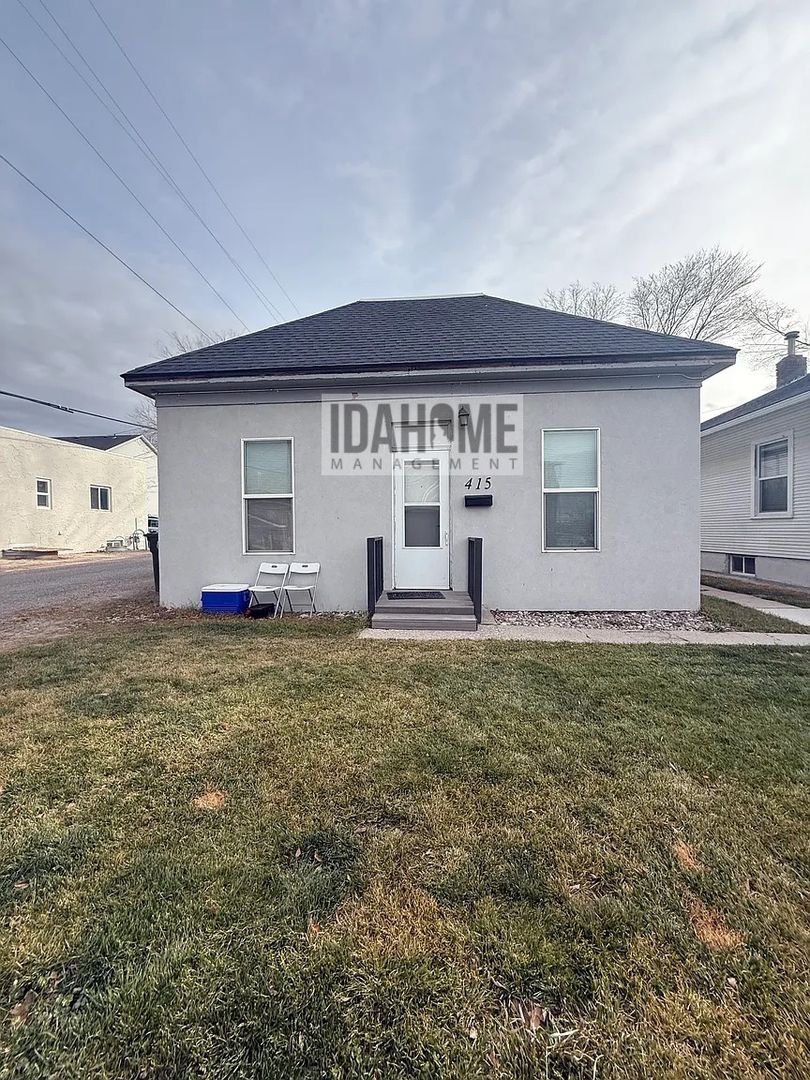 Pocatello Apartment: 411-417 E Halliday St.