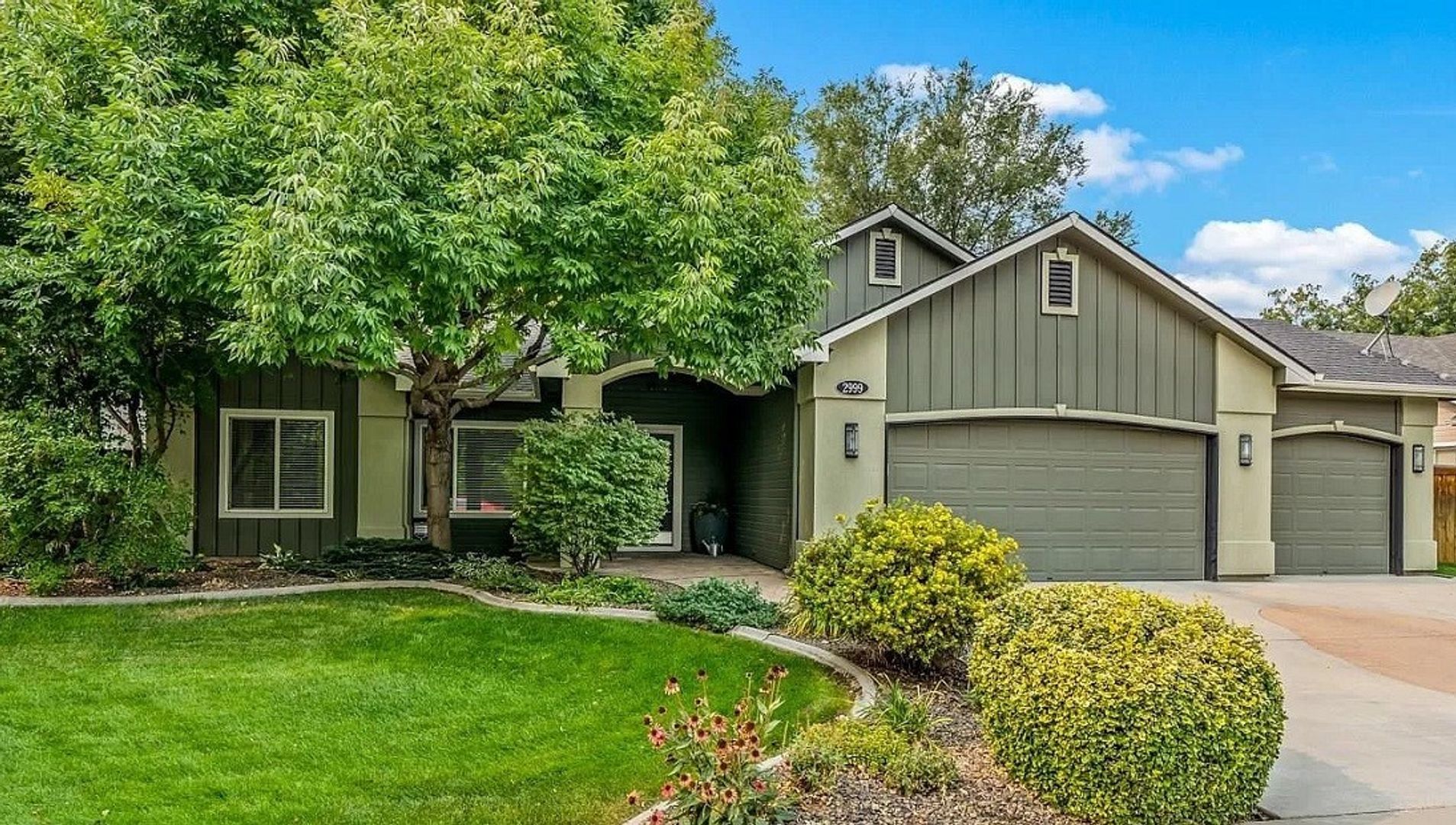 Meridian House: 2999 N Springtime Way