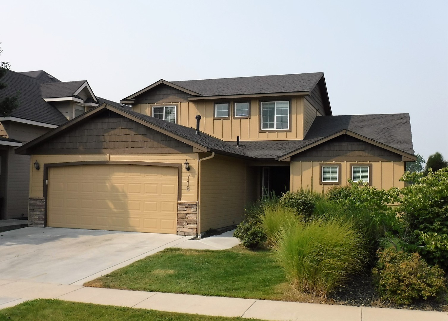 Meridian House: 718 W Sedgewick St