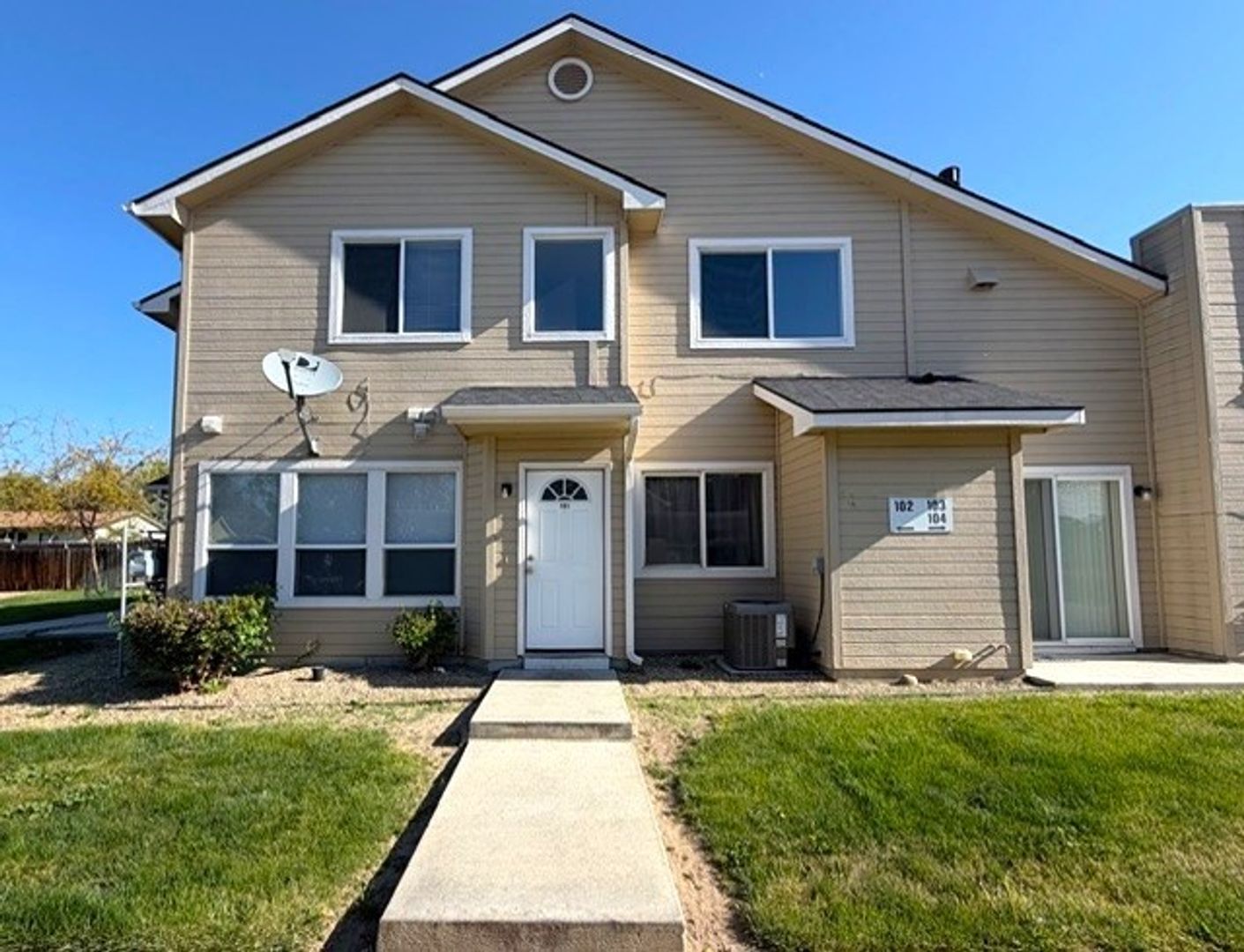 Nampa Apartment: 149 N Midland Blvd