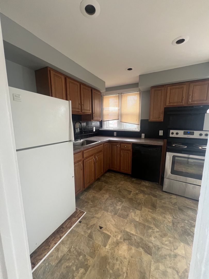 Allentown Apartment: 342 N 9th St