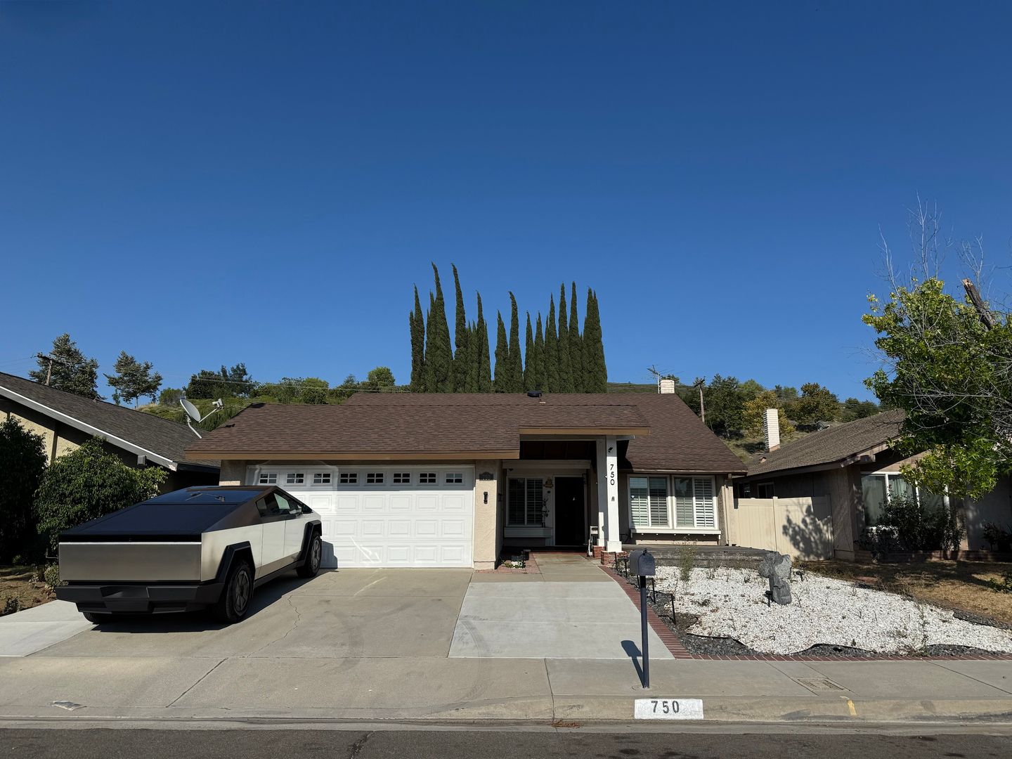 Diamond Bar House: 750 Lincoln Ave