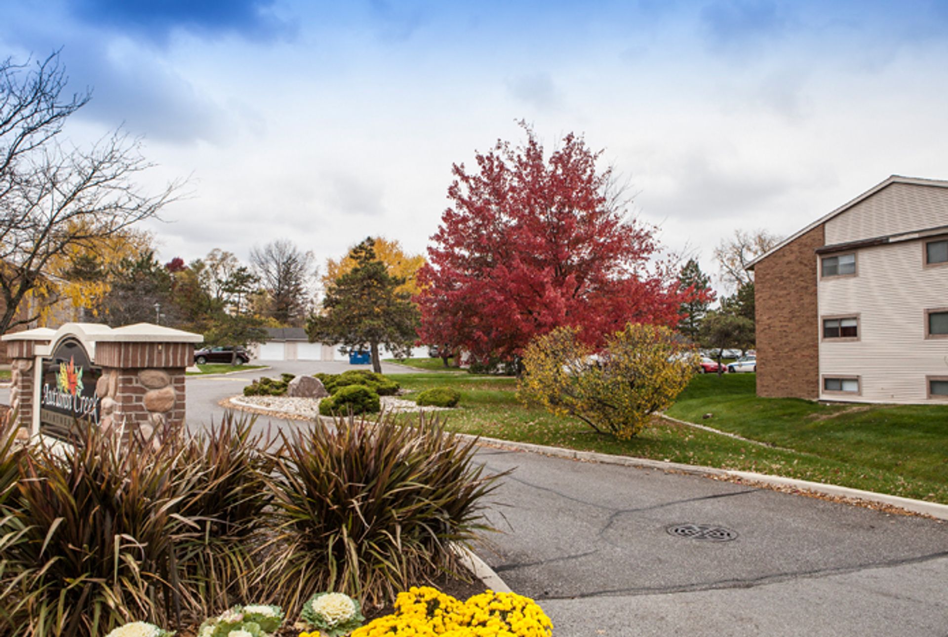 Fort Wayne Apartment: 2034 Ardmore Ave