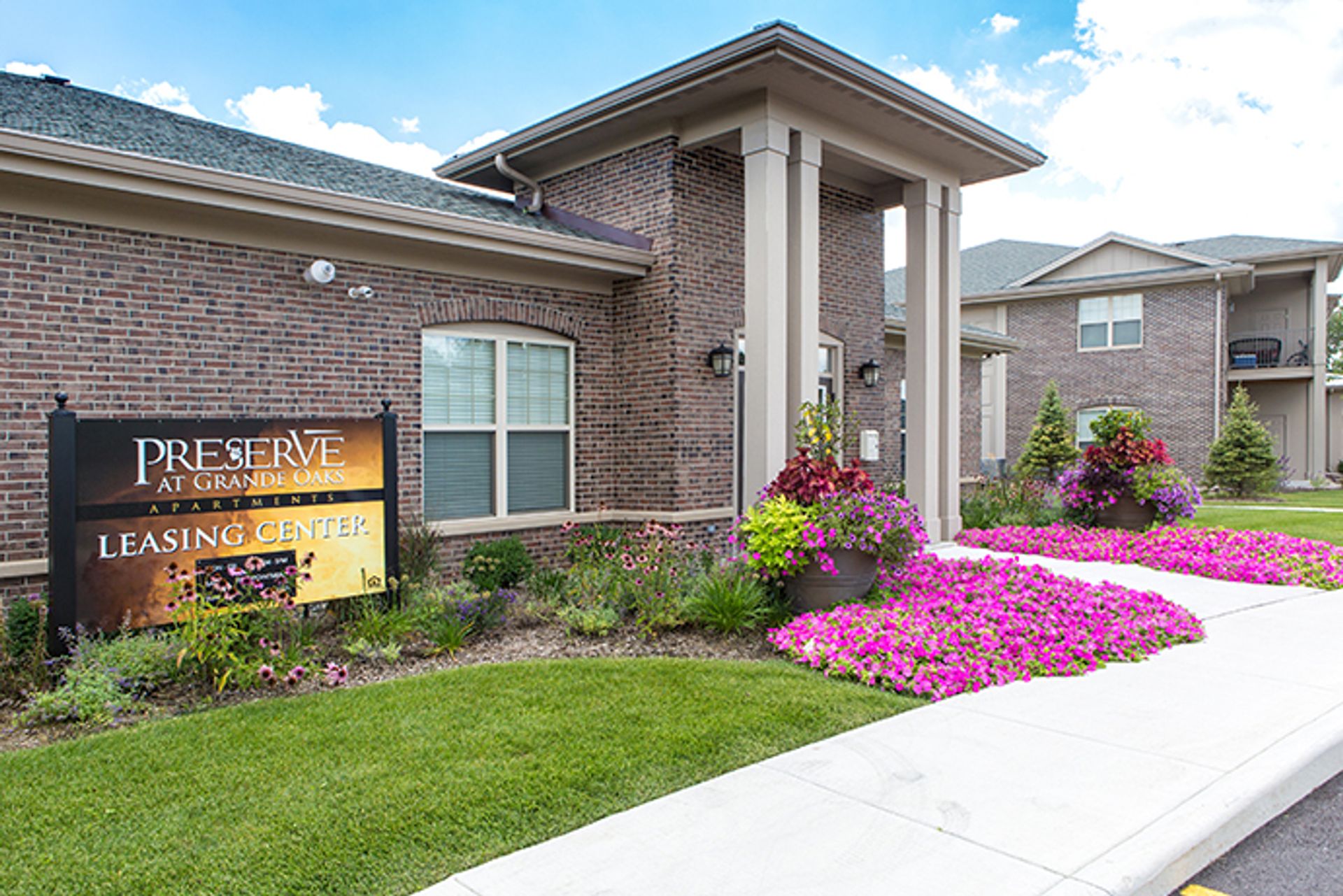 Valparaiso Apartment: 1302 Eisenhower Ave