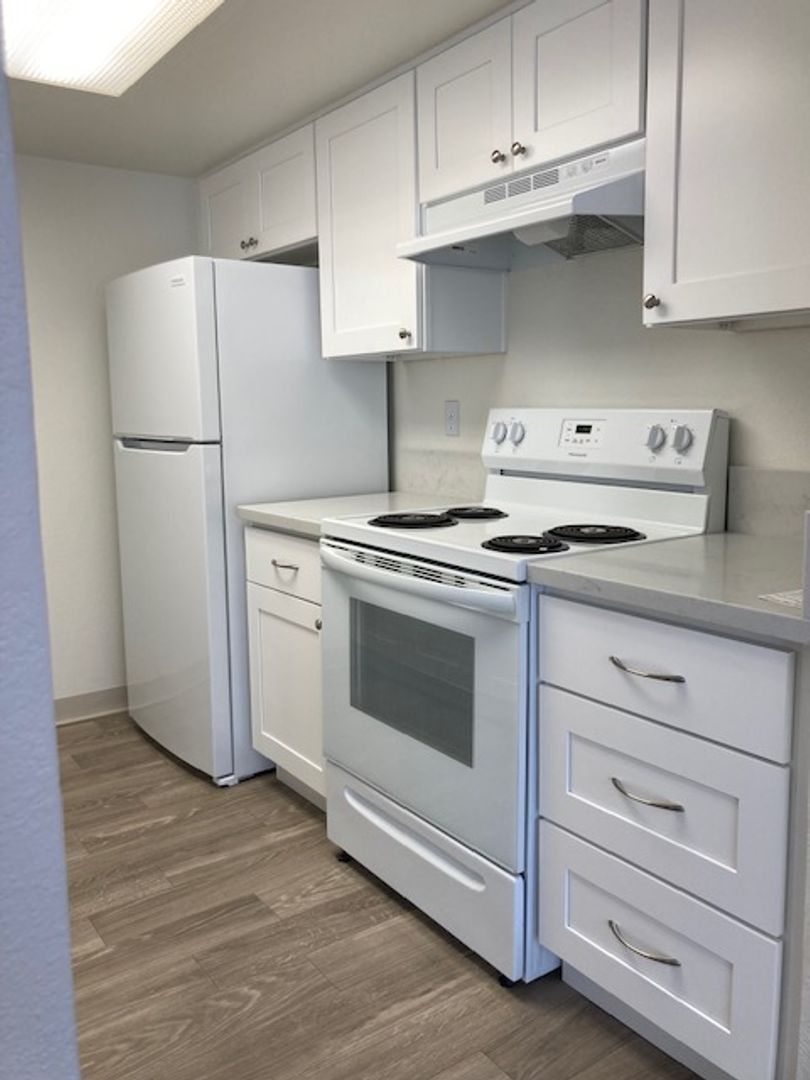 Chula Vista Apartment: 1051 Broadway