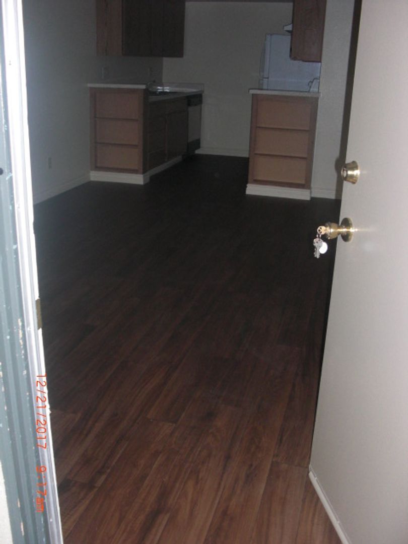 Chula Vista Apartment: 1051 Broadway