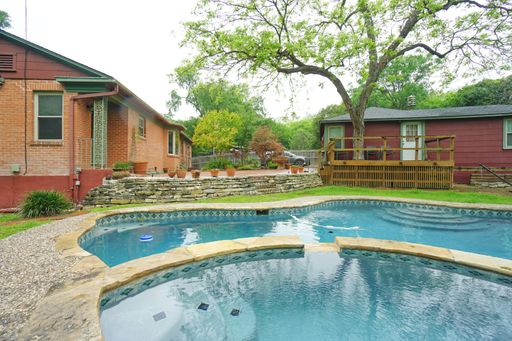 Bel Meade Beauty with Heated Pool and Hot-tub – photo 1