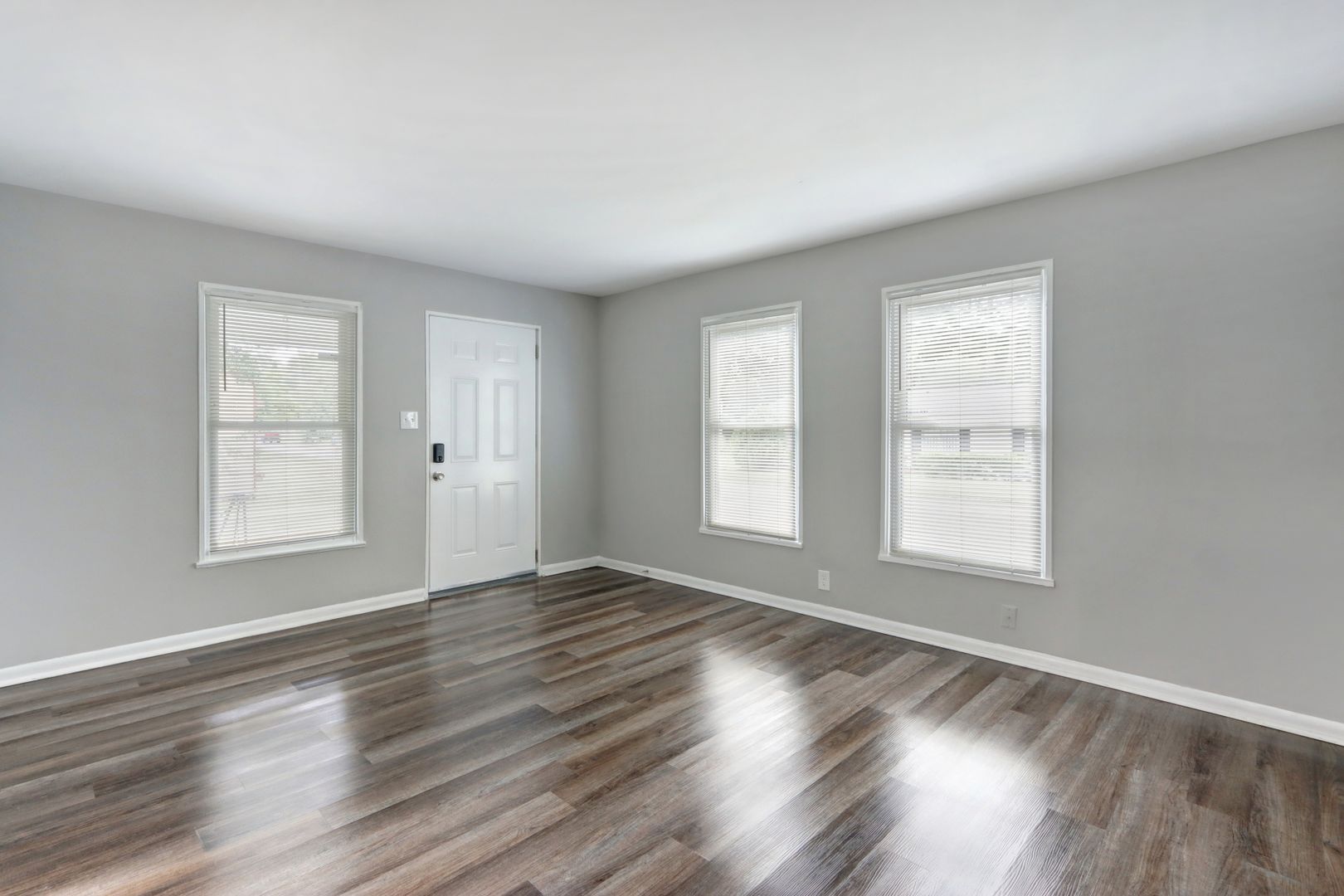 Savannah House: 2104 Mississippi Avenue