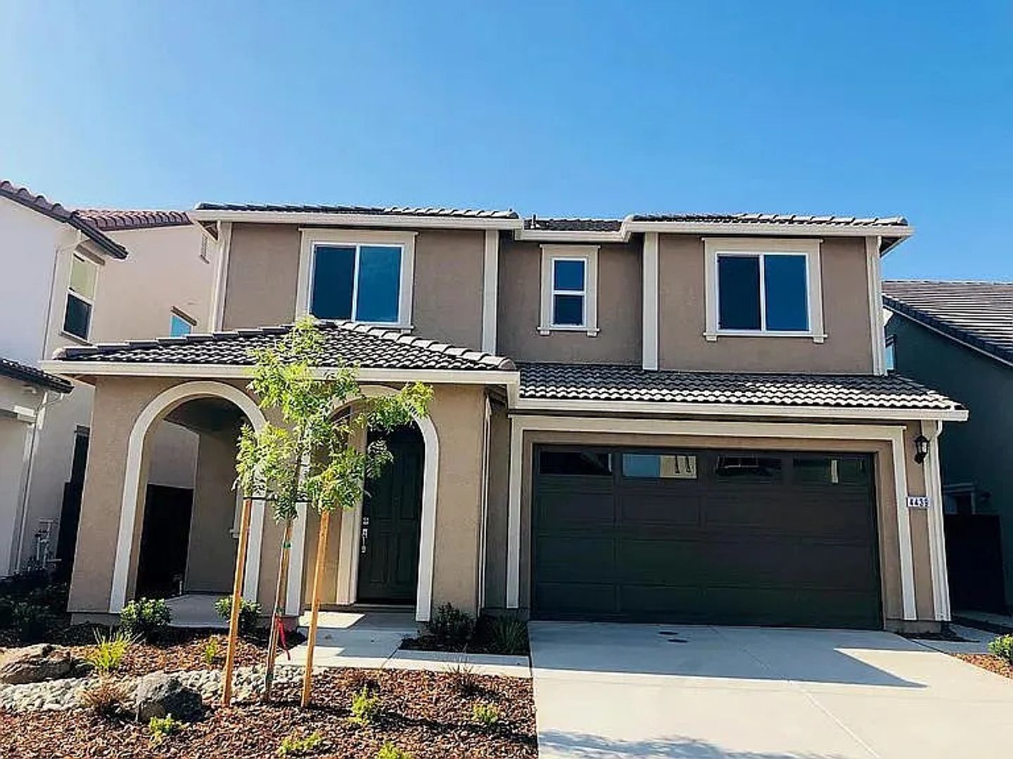 Folsom House: 4439 Flannelbush Dr